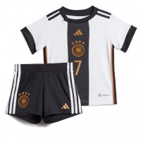 Billiga Tyskland Kai Havertz #7 Barnkläder Hemma fotbollskläder till baby VM 2022 Kortärmad (+ Korta byxor)